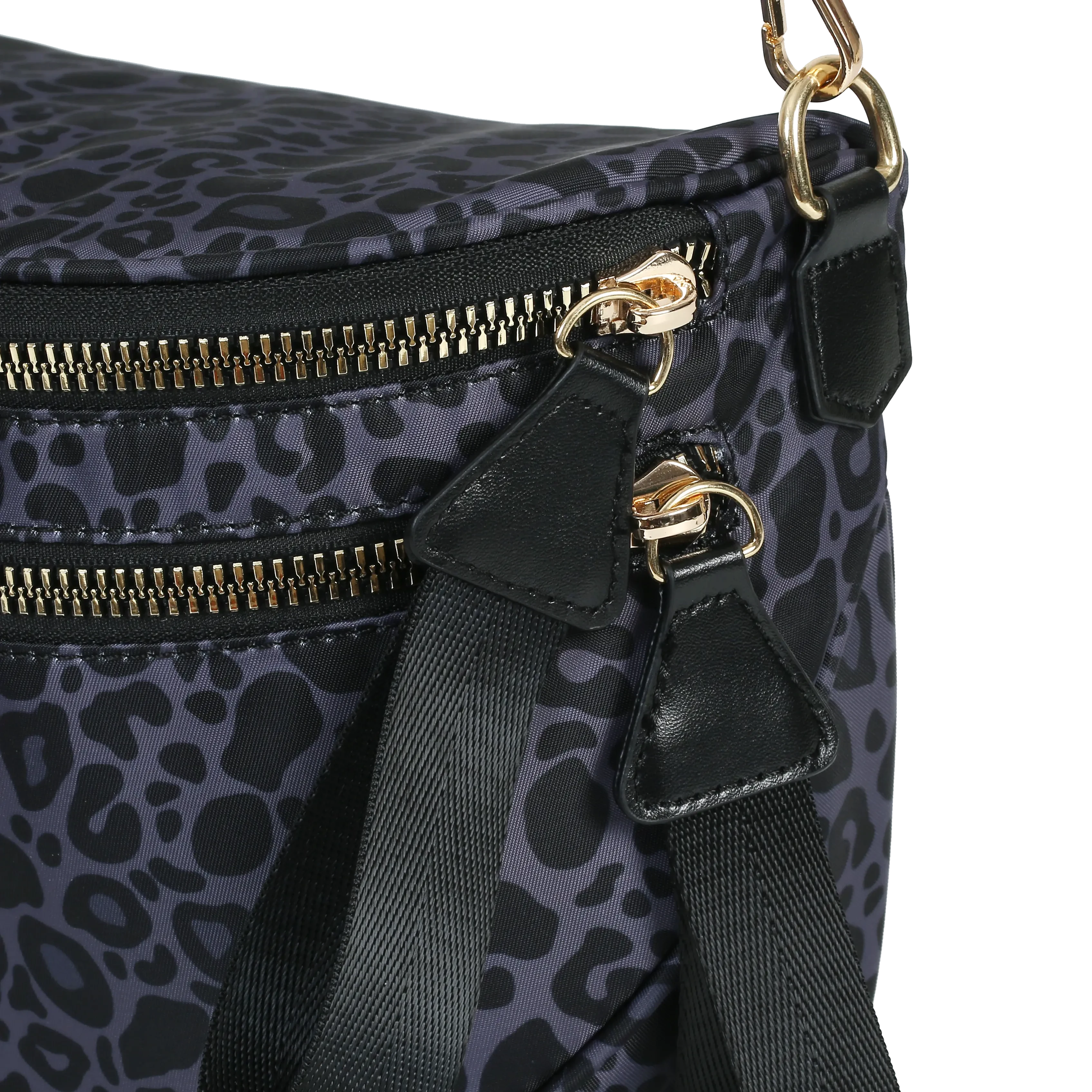 [v2] GoFree - Leopard Bum Bag 5